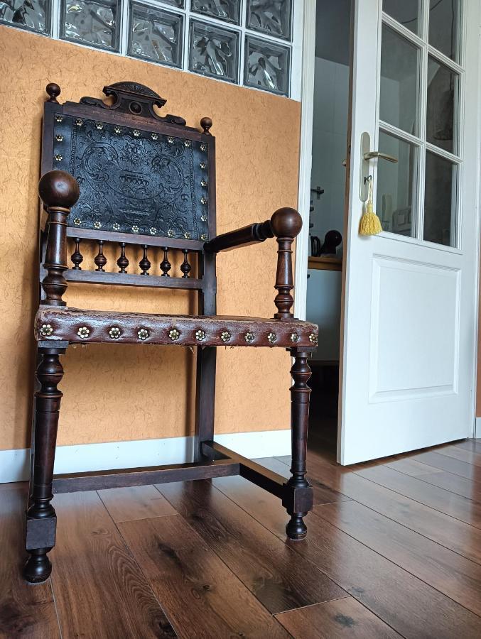 Chatescos - Estudio En Chateau Eksteriør bilde